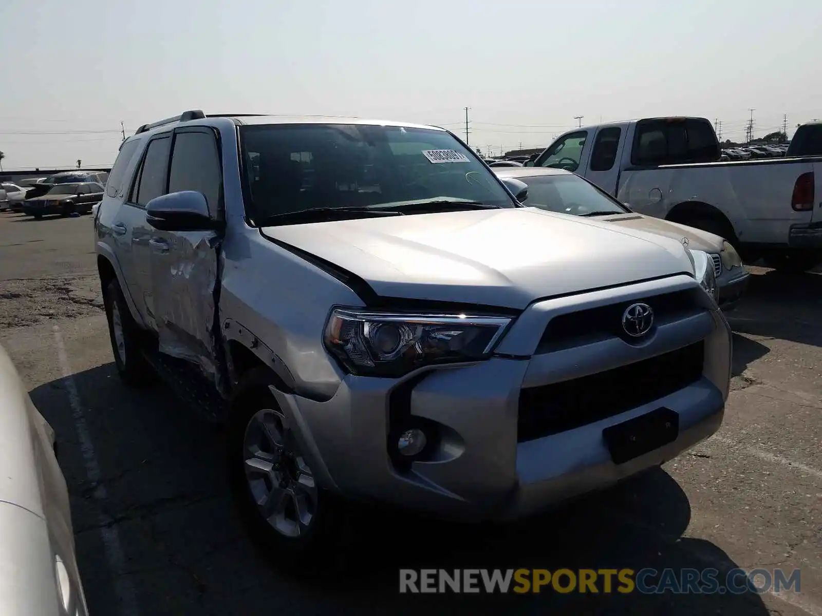 1 Photograph of a damaged car JTEZU5JR5K5195469 TOYOTA 4RUNNER 2019