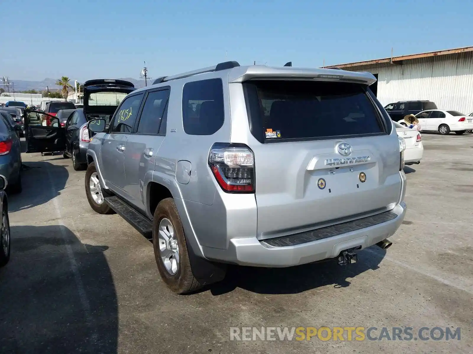 3 Photograph of a damaged car JTEZU5JR5K5195469 TOYOTA 4RUNNER 2019