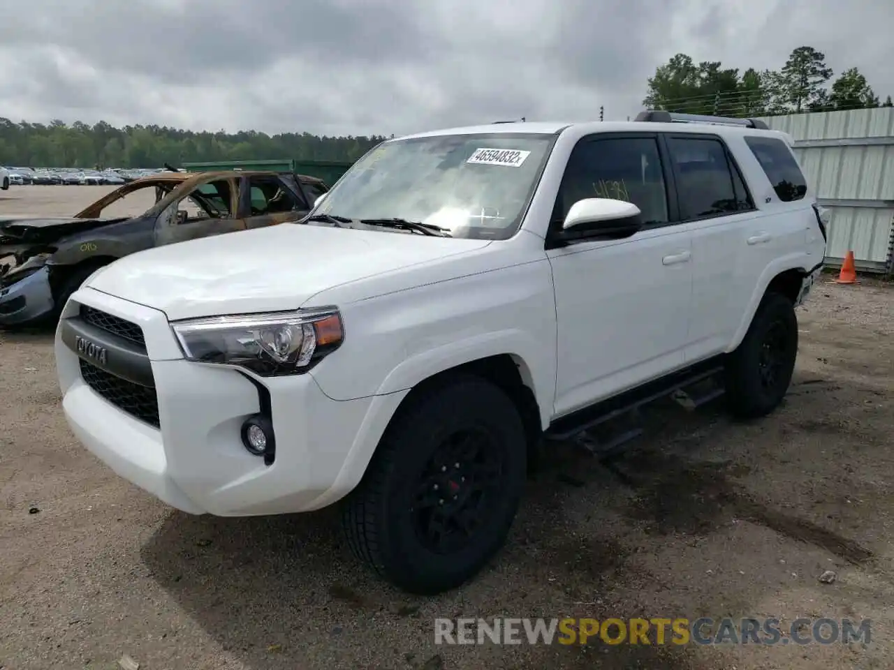 2 Photograph of a damaged car JTEZU5JR5K5197299 TOYOTA 4RUNNER 2019