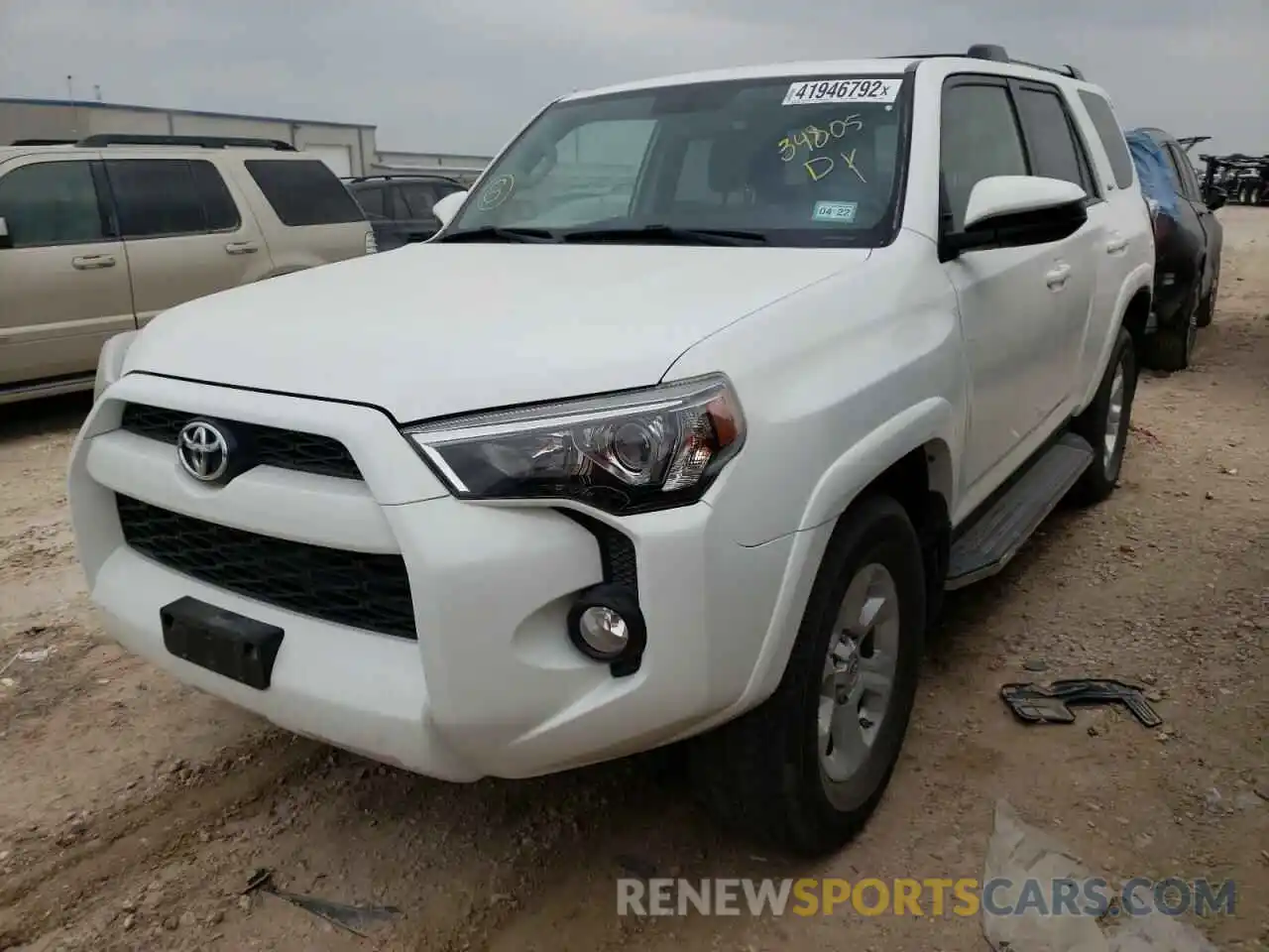 2 Photograph of a damaged car JTEZU5JR5K5201660 TOYOTA 4RUNNER 2019