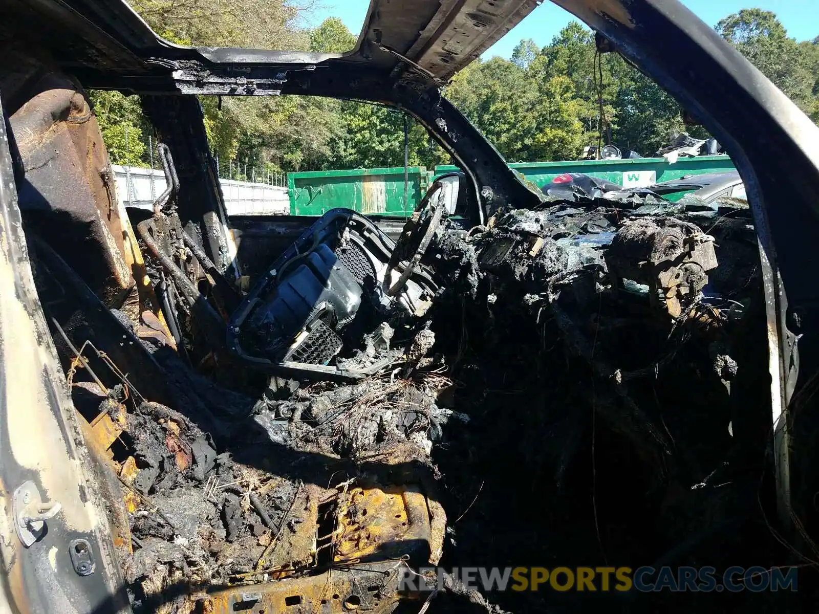 5 Photograph of a damaged car JTEZU5JR5K5203764 TOYOTA 4RUNNER 2019