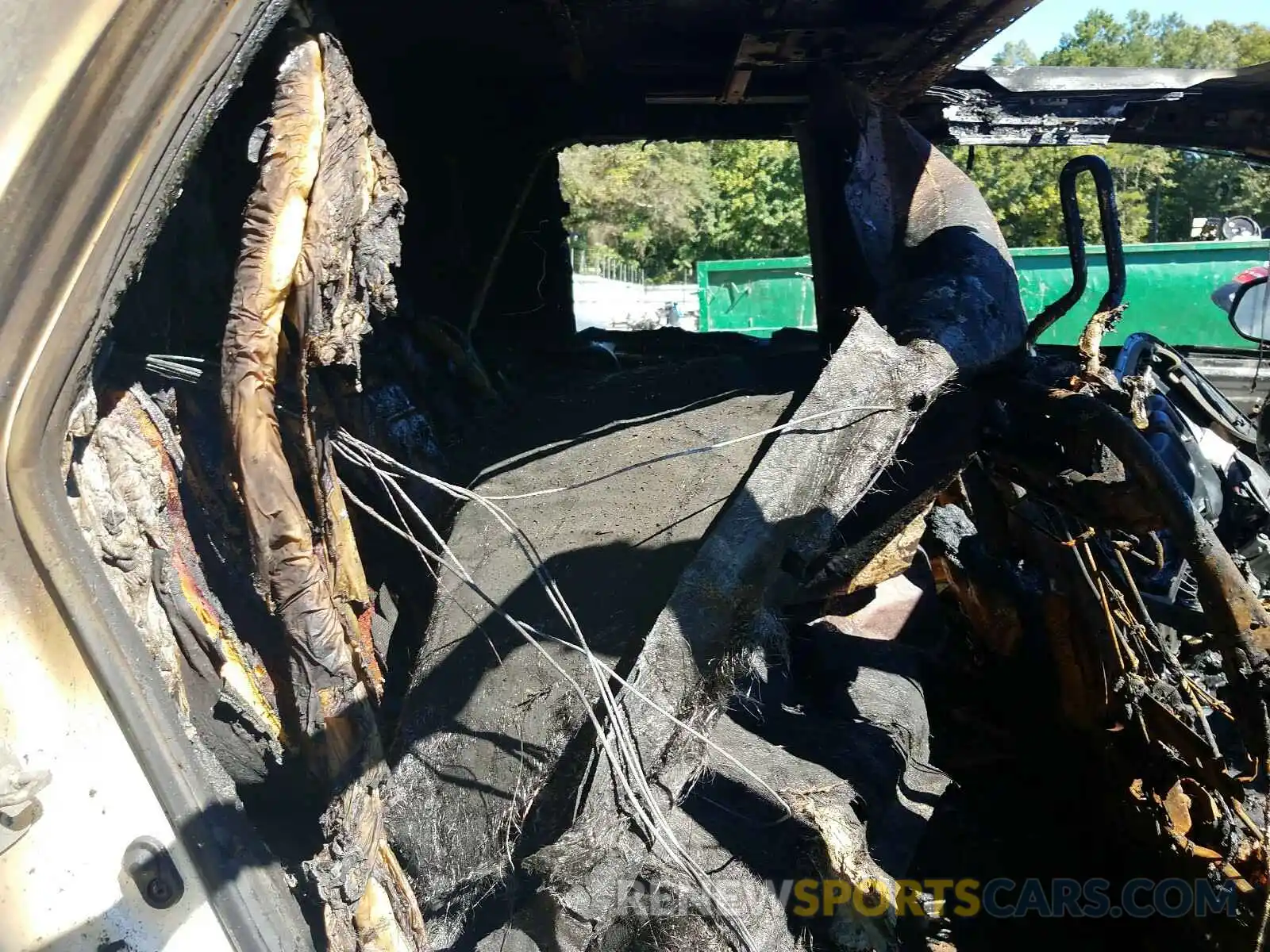 6 Photograph of a damaged car JTEZU5JR5K5203764 TOYOTA 4RUNNER 2019