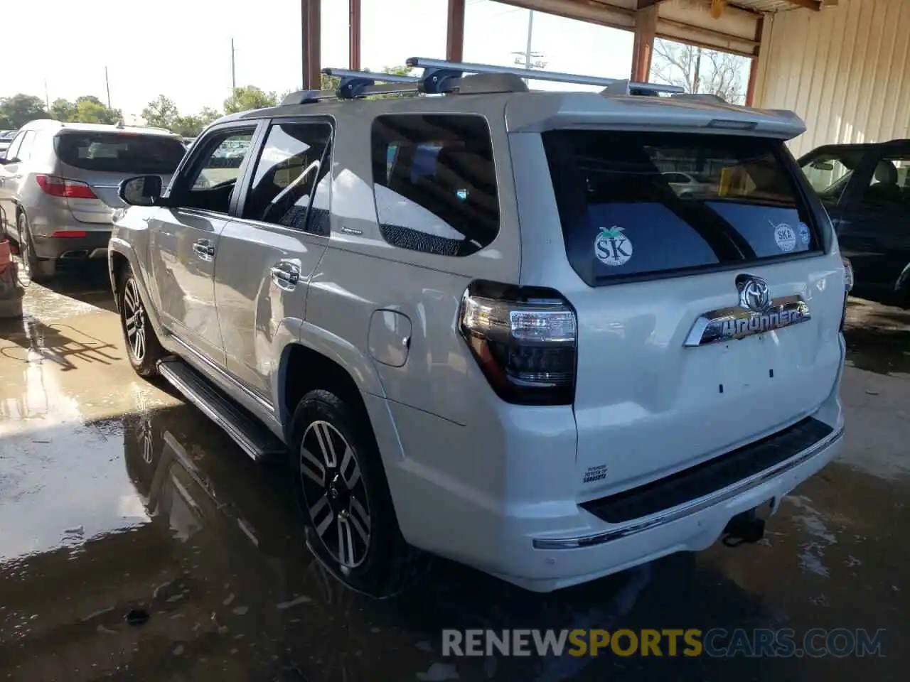 3 Photograph of a damaged car JTEZU5JR5K5206714 TOYOTA 4RUNNER 2019