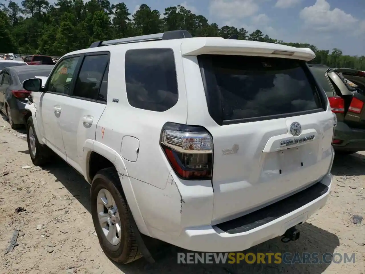 3 Photograph of a damaged car JTEZU5JR5K5210410 TOYOTA 4RUNNER 2019