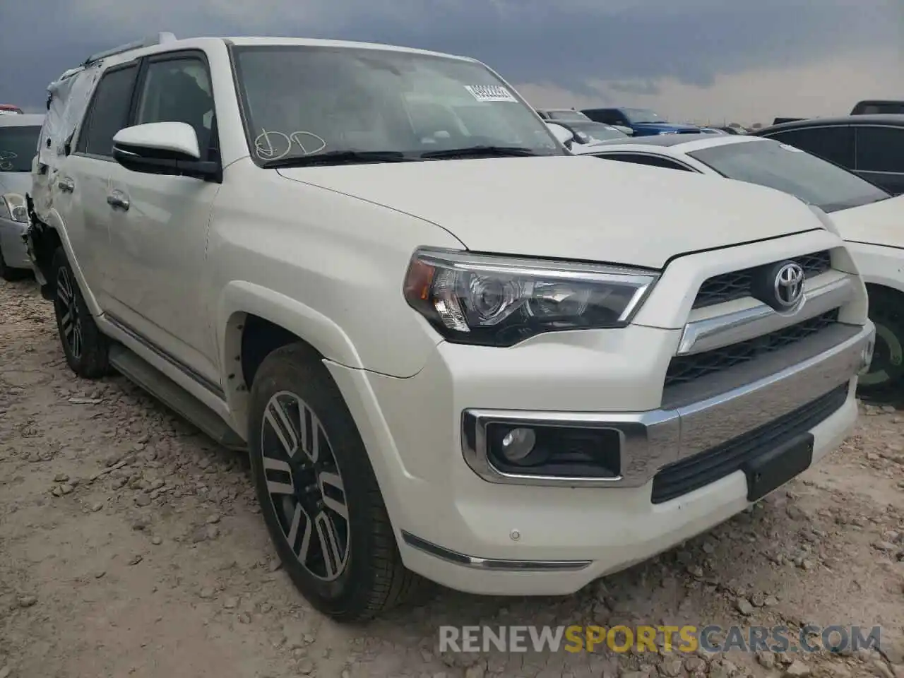 1 Photograph of a damaged car JTEZU5JR5K5211122 TOYOTA 4RUNNER 2019