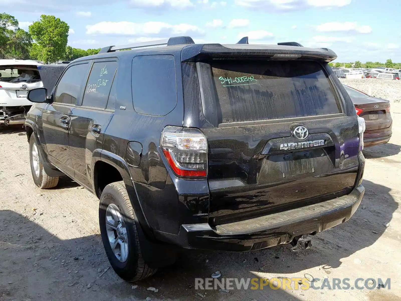 3 Photograph of a damaged car JTEZU5JR5K5211590 TOYOTA 4RUNNER 2019