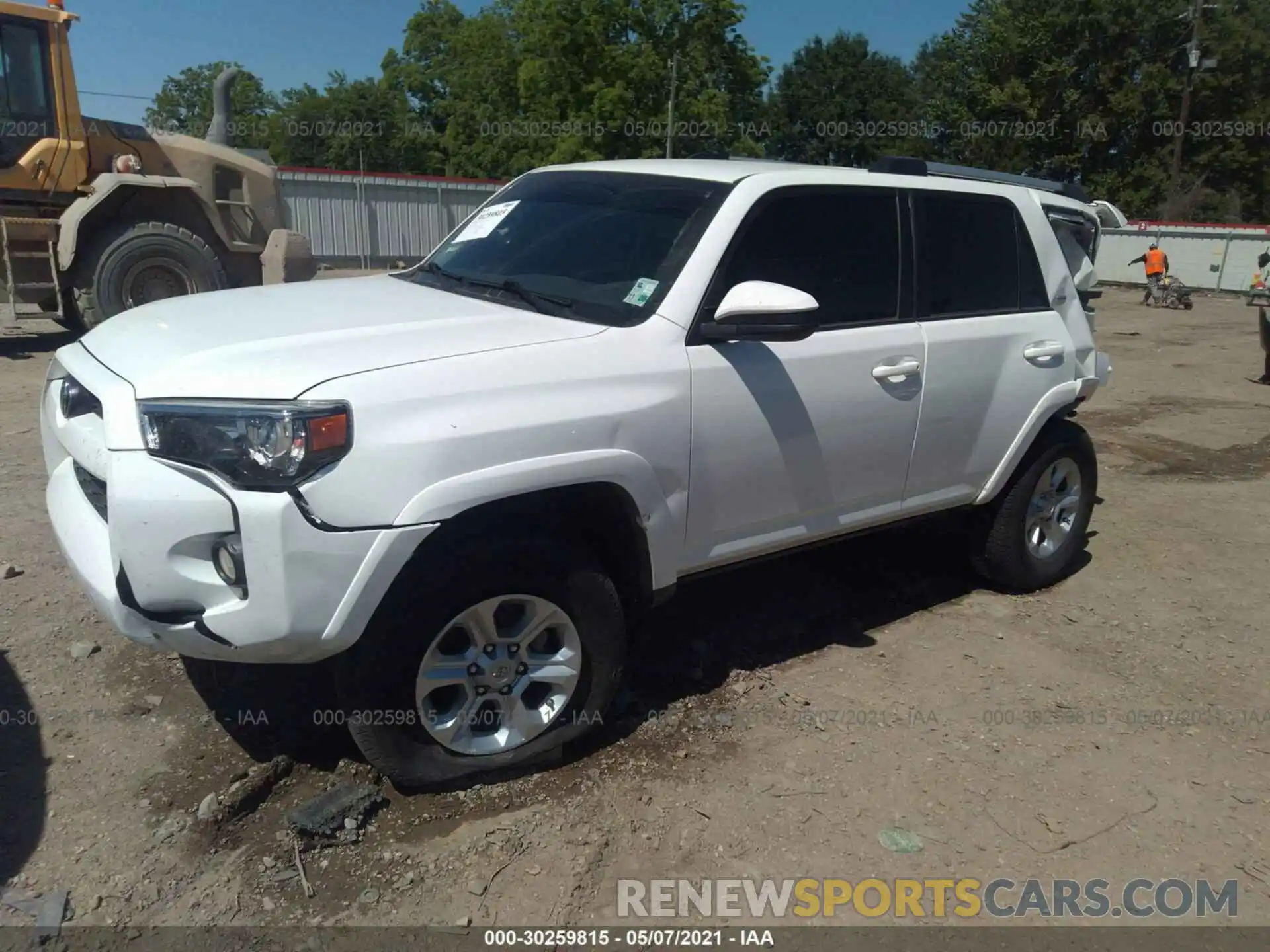 2 Photograph of a damaged car JTEZU5JR5K5211606 TOYOTA 4RUNNER 2019