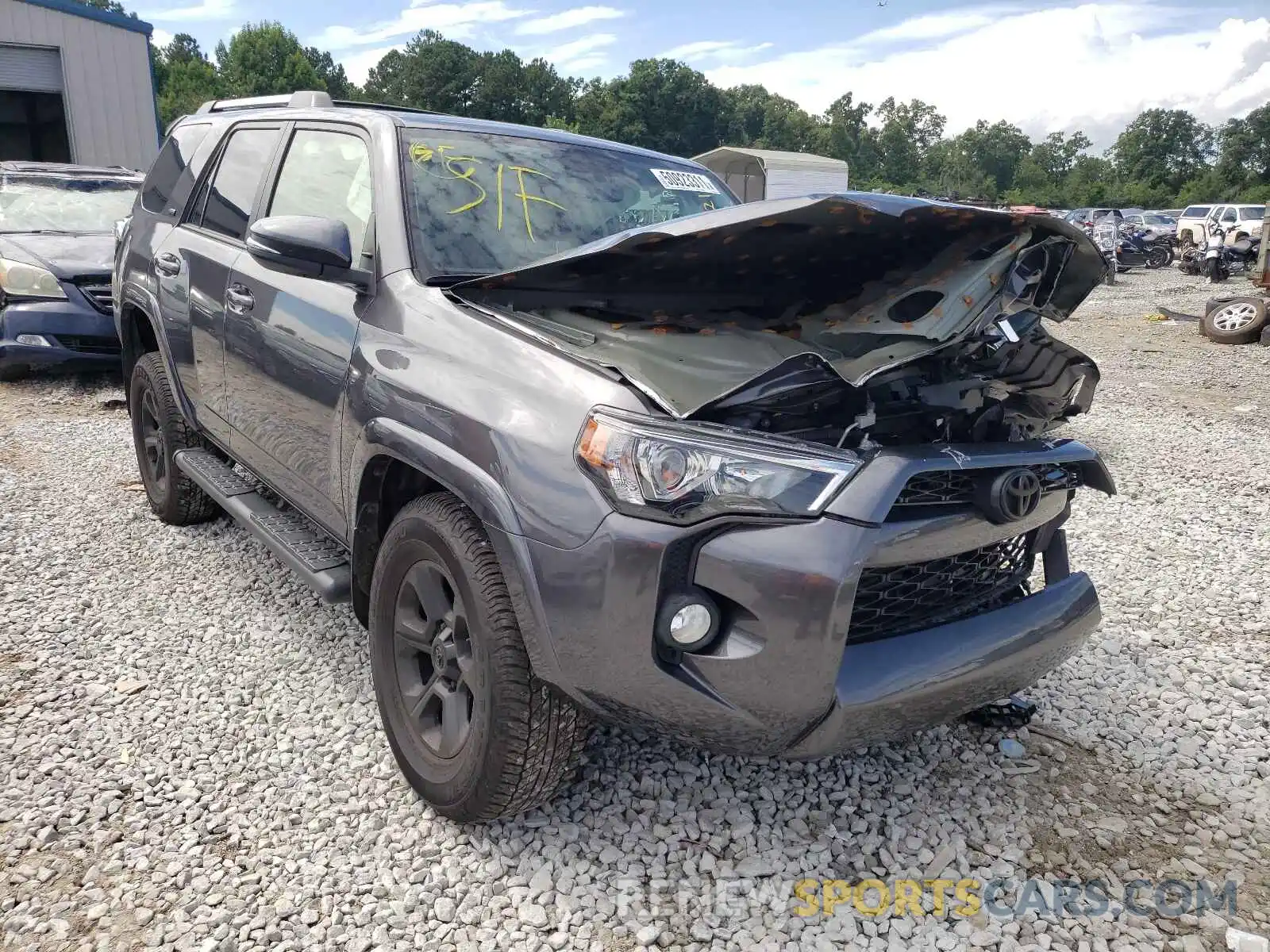 1 Photograph of a damaged car JTEZU5JR5K5212402 TOYOTA 4RUNNER 2019