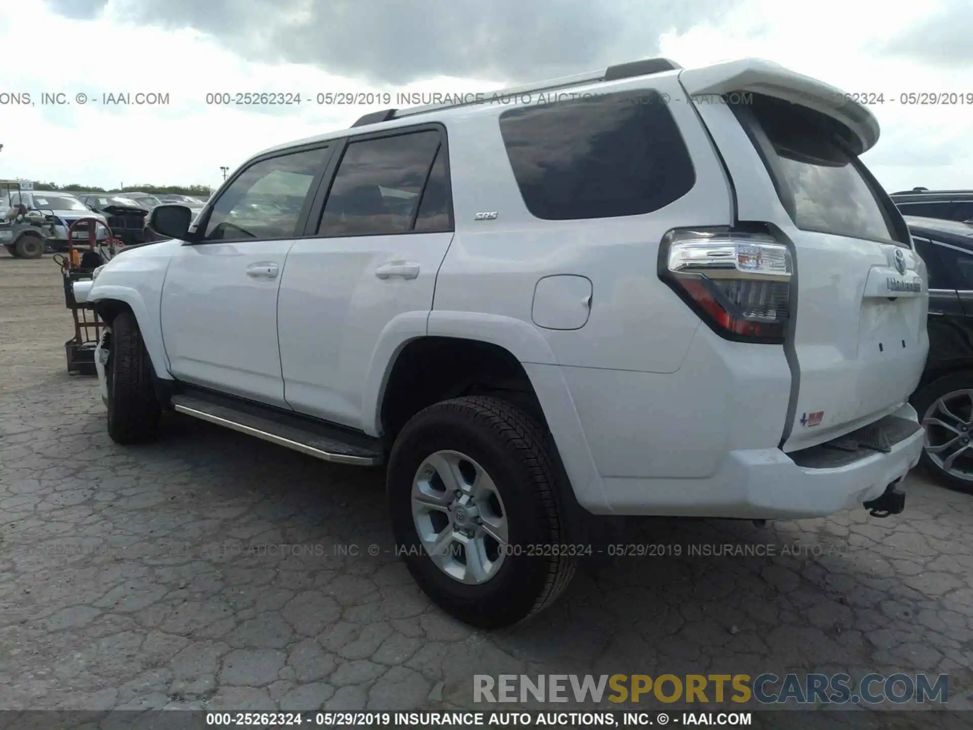 3 Фотография поврежденного автомобиля JTEZU5JR6K5193651 TOYOTA 4RUNNER 2019