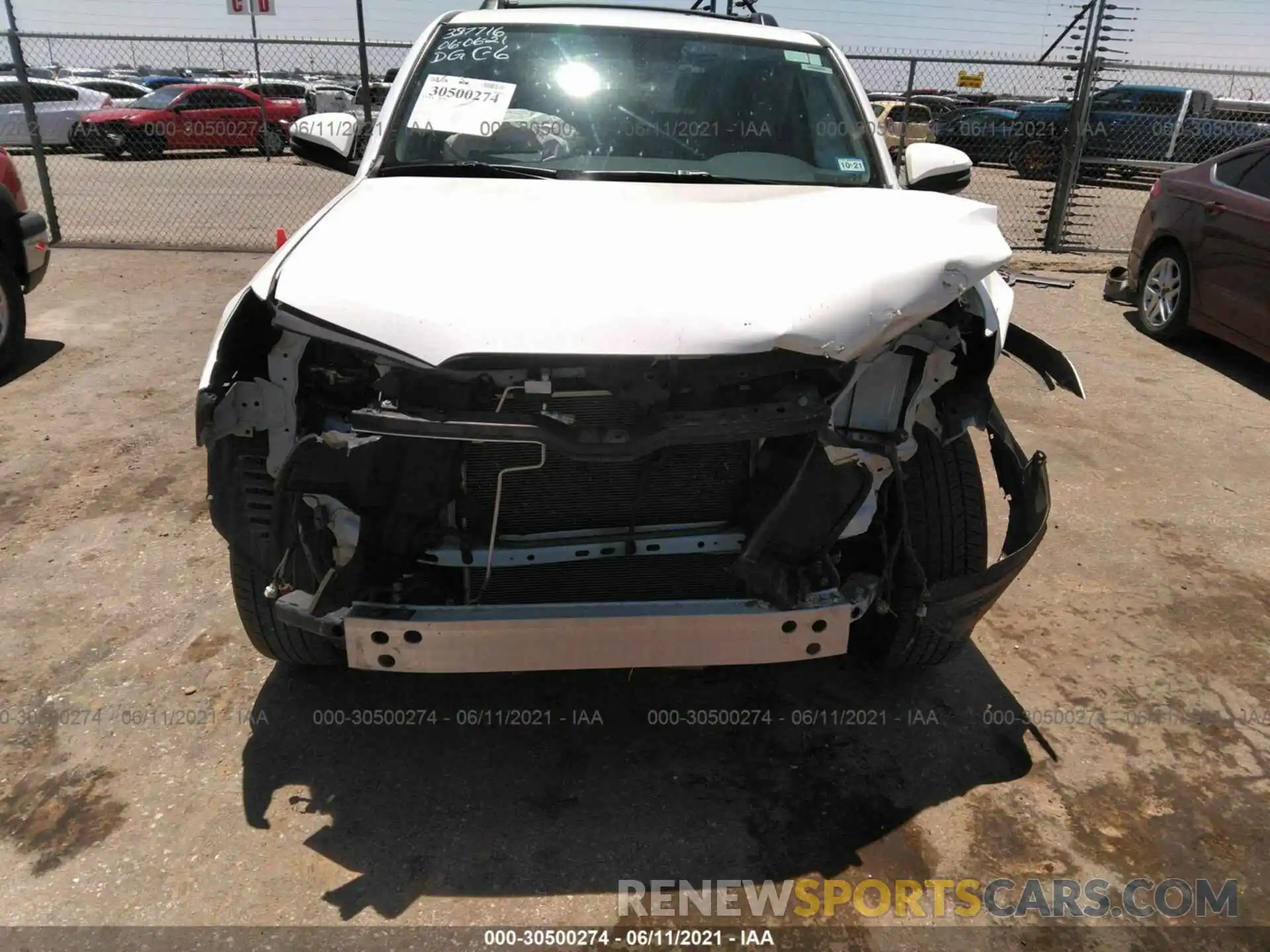 6 Photograph of a damaged car JTEZU5JR6K5193682 TOYOTA 4RUNNER 2019