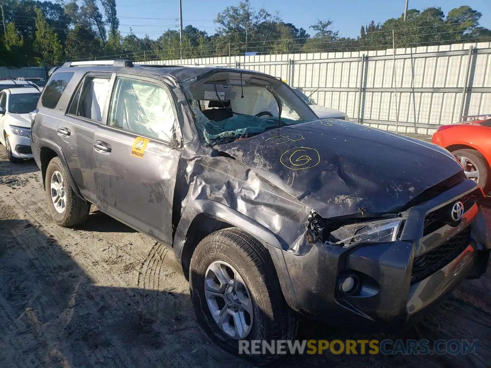 1 Photograph of a damaged car JTEZU5JR6K5194301 TOYOTA 4RUNNER 2019