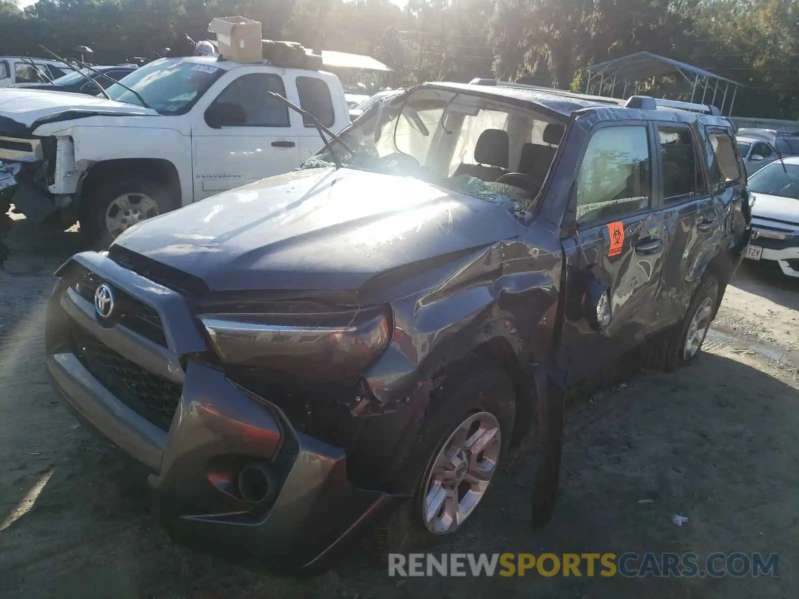 2 Photograph of a damaged car JTEZU5JR6K5194301 TOYOTA 4RUNNER 2019