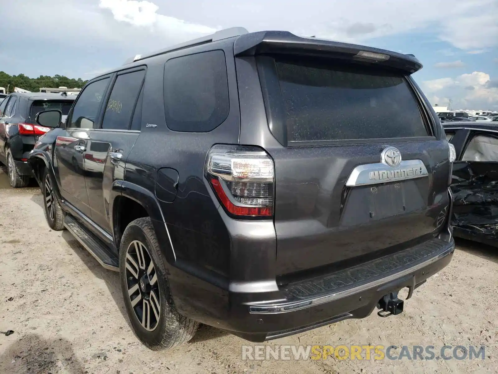 3 Фотография поврежденного автомобиля JTEZU5JR6K5194959 TOYOTA 4RUNNER 2019