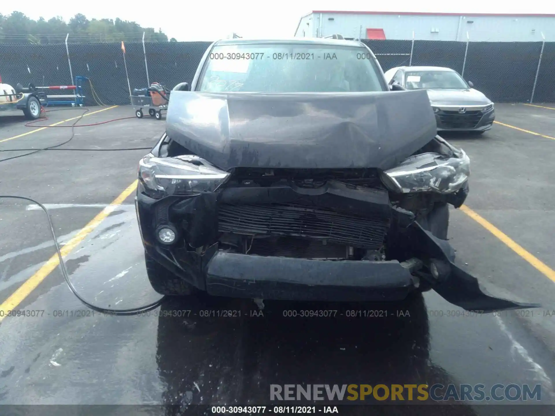 6 Photograph of a damaged car JTEZU5JR6K5198820 TOYOTA 4RUNNER 2019