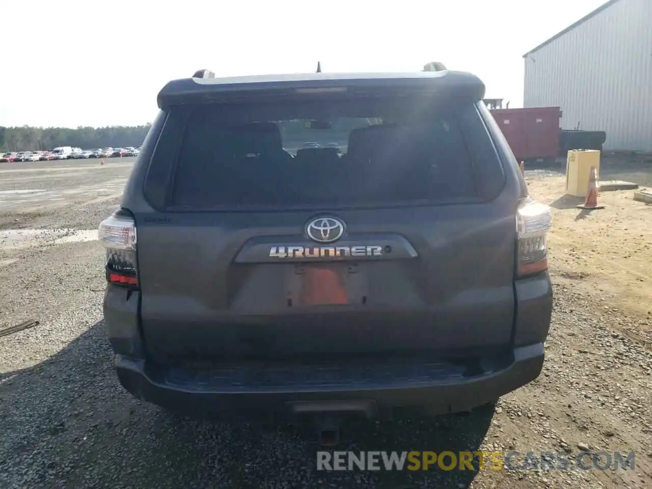 6 Photograph of a damaged car JTEZU5JR6K5202316 TOYOTA 4RUNNER 2019