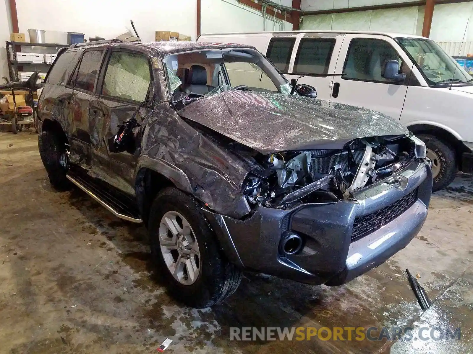 1 Photograph of a damaged car JTEZU5JR6K5204082 TOYOTA 4RUNNER 2019