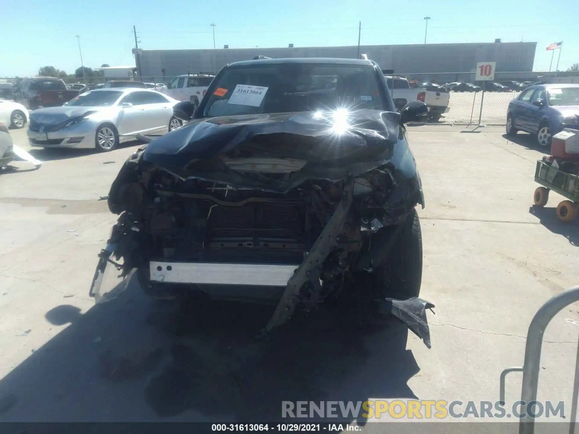 6 Photograph of a damaged car JTEZU5JR6K5205118 TOYOTA 4RUNNER 2019