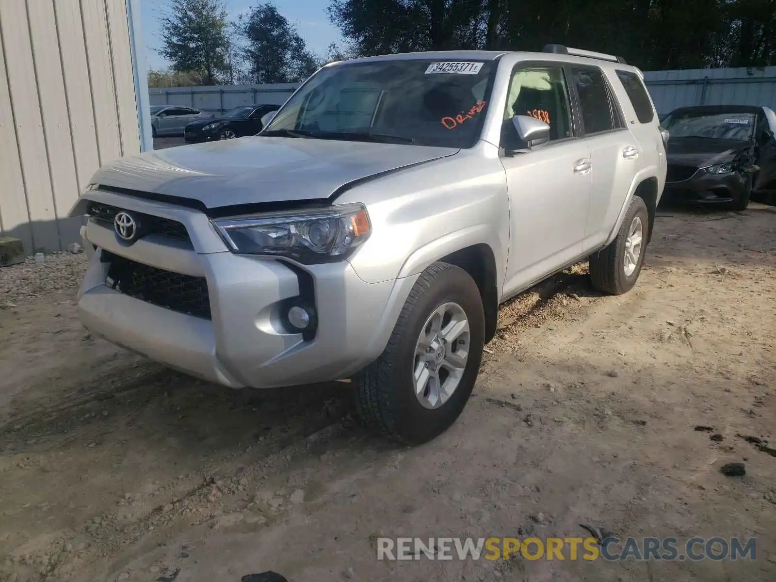 2 Photograph of a damaged car JTEZU5JR6K5206527 TOYOTA 4RUNNER 2019