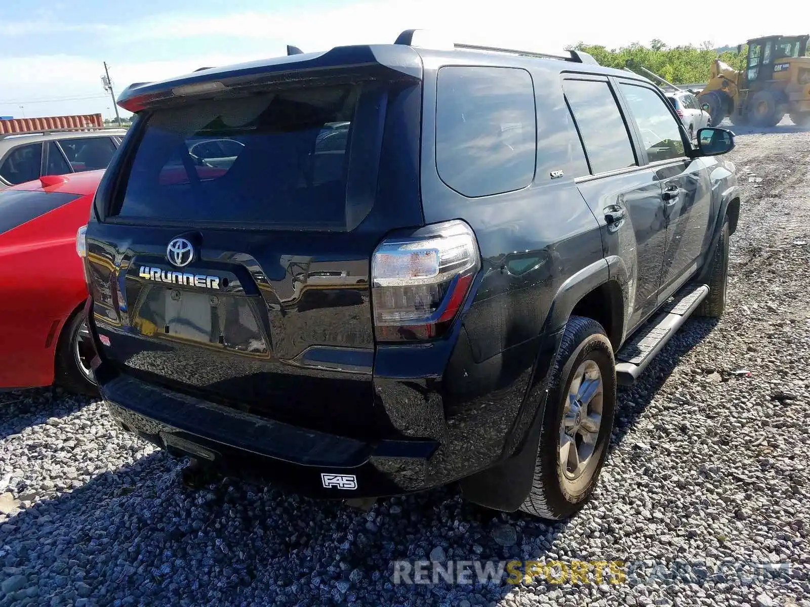 4 Photograph of a damaged car JTEZU5JR6K5207354 TOYOTA 4RUNNER 2019