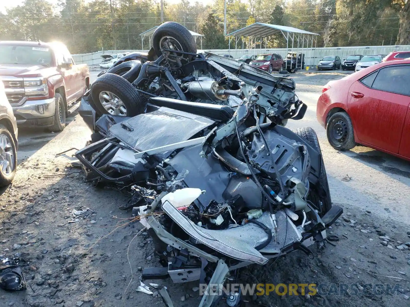 1 Photograph of a damaged car JTEZU5JR6K5209427 TOYOTA 4RUNNER 2019