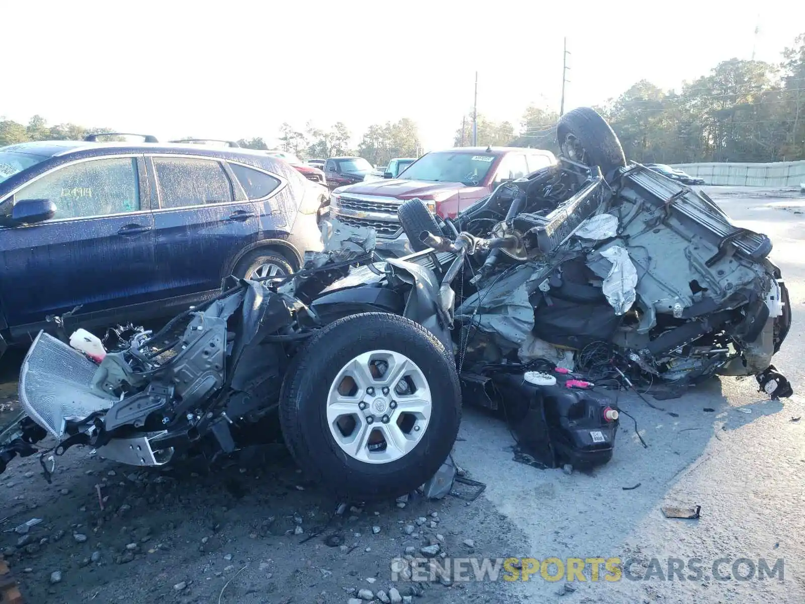 2 Photograph of a damaged car JTEZU5JR6K5209427 TOYOTA 4RUNNER 2019