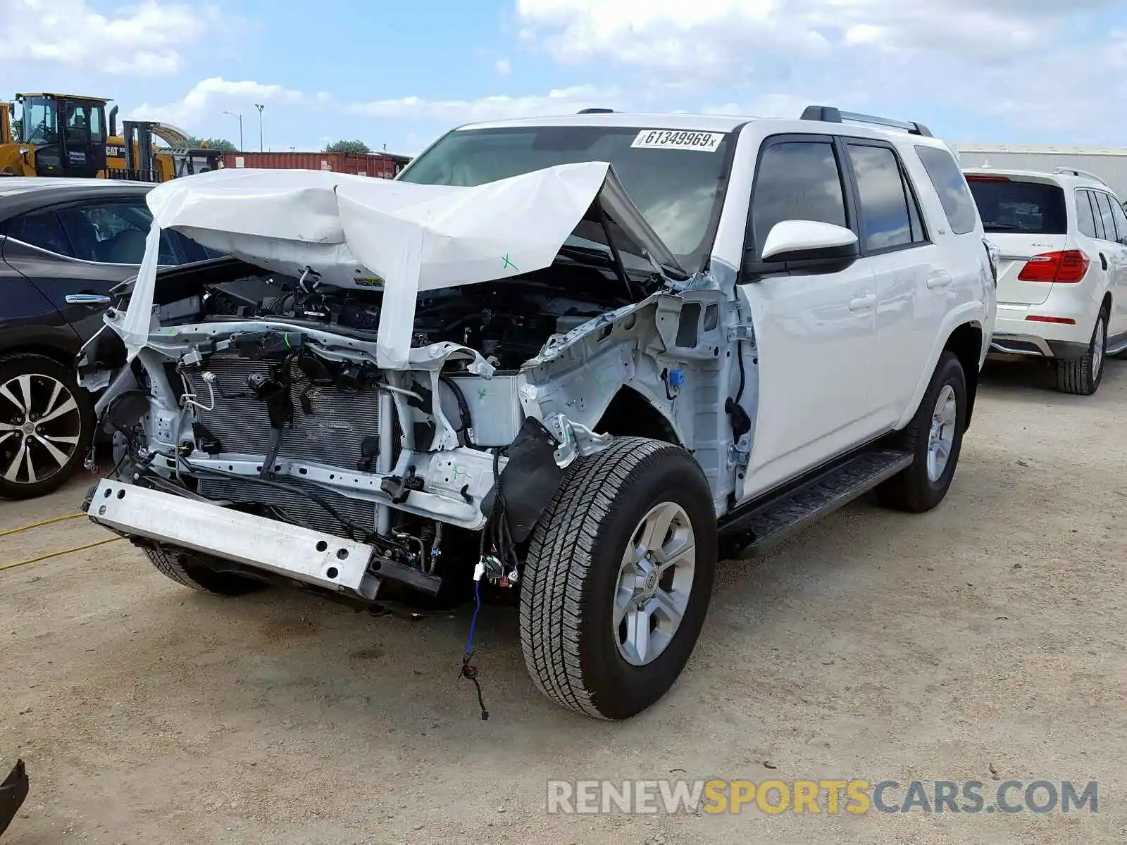 2 Photograph of a damaged car JTEZU5JR6K5210383 TOYOTA 4RUNNER 2019