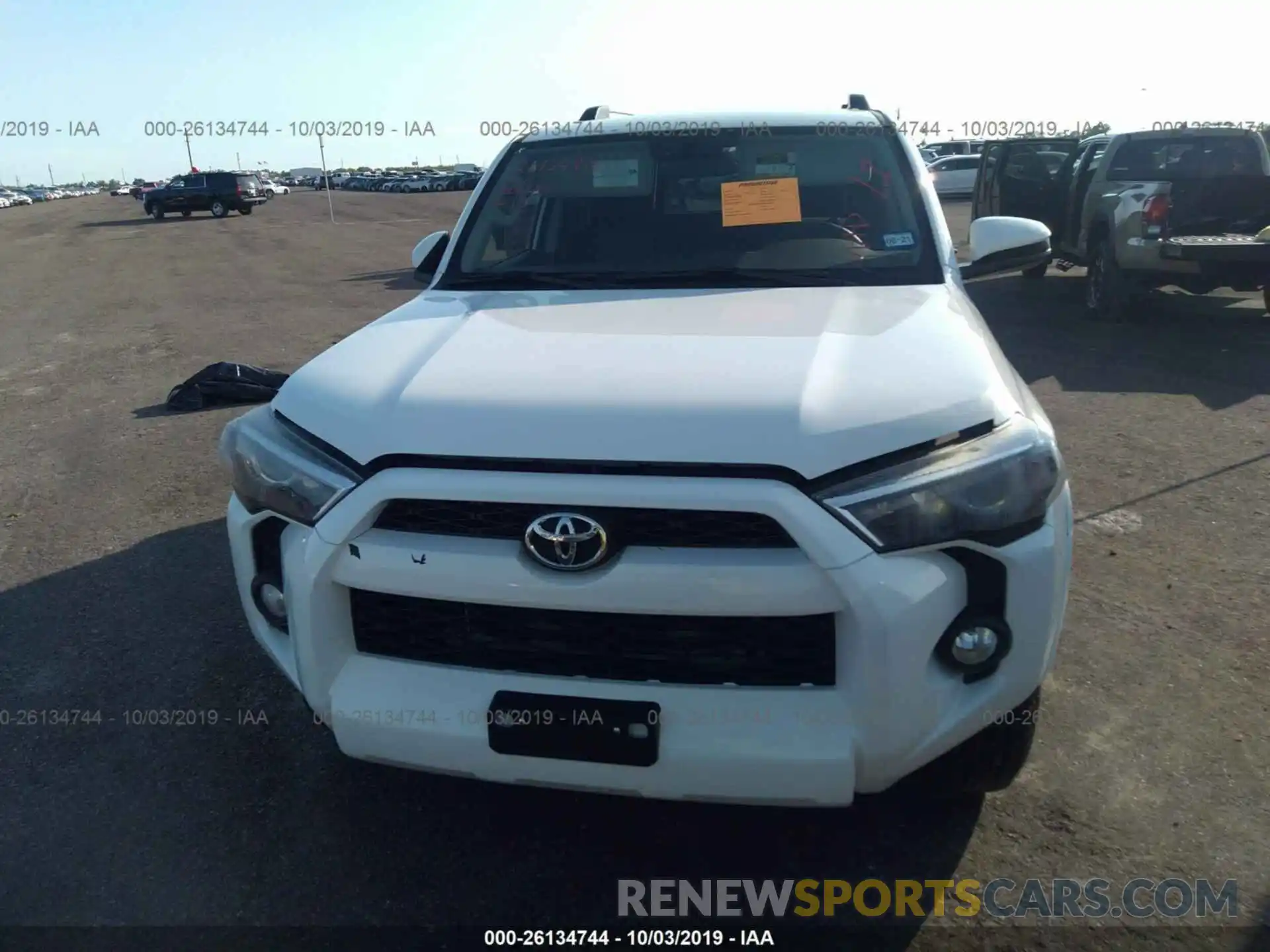 6 Photograph of a damaged car JTEZU5JR6K5210500 TOYOTA 4RUNNER 2019