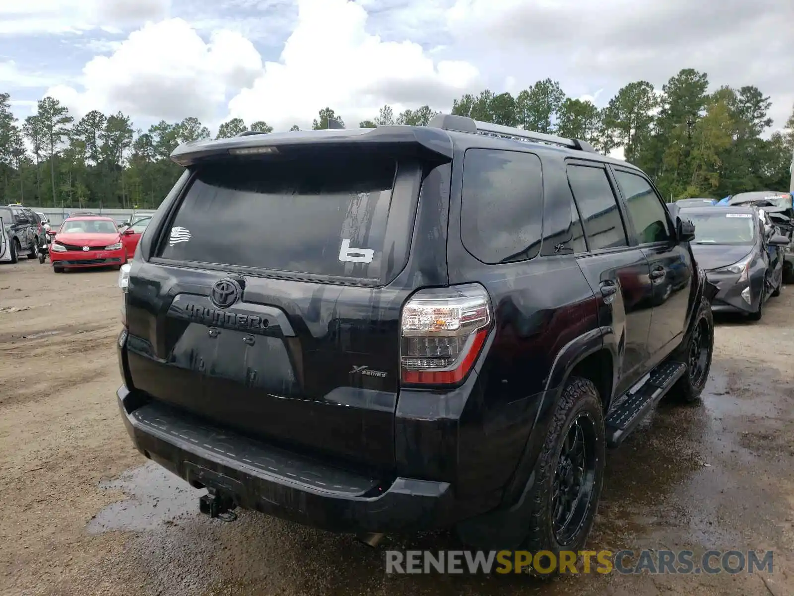 4 Photograph of a damaged car JTEZU5JR6K5212084 TOYOTA 4RUNNER 2019