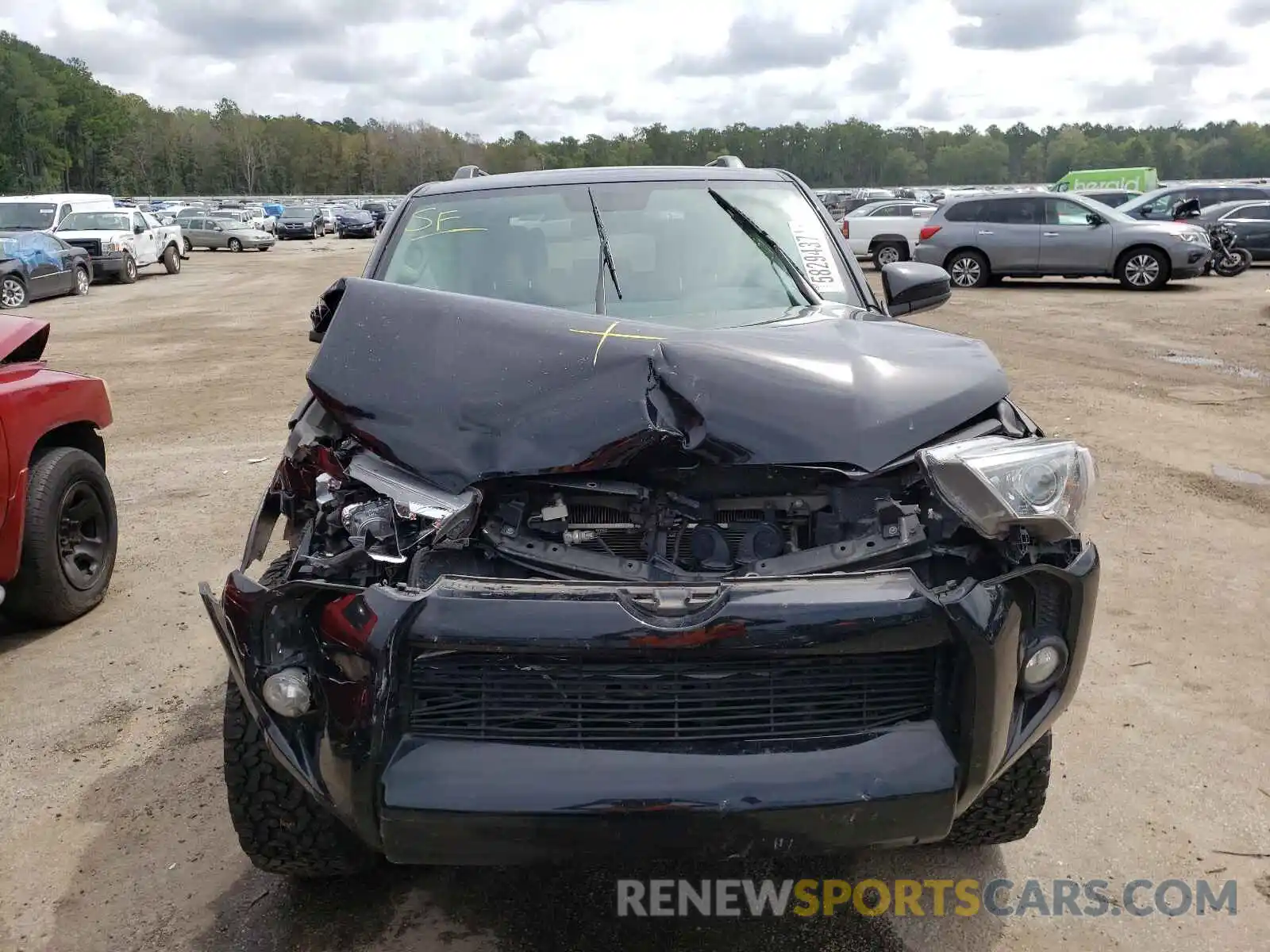 7 Photograph of a damaged car JTEZU5JR6K5212084 TOYOTA 4RUNNER 2019