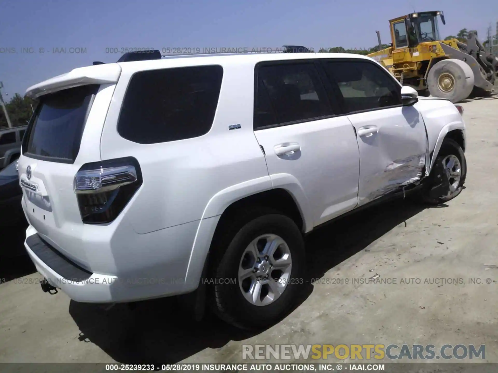 4 Photograph of a damaged car JTEZU5JR7K5192248 TOYOTA 4RUNNER 2019