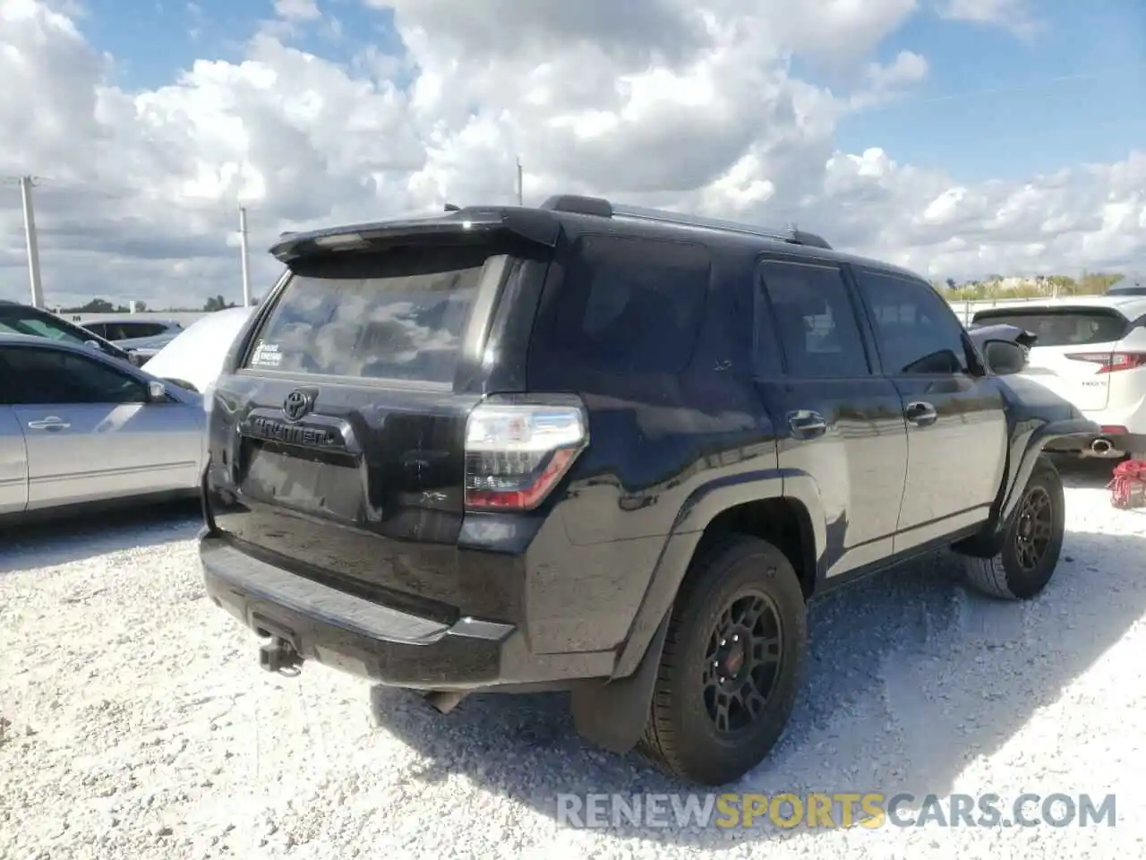 4 Фотография поврежденного автомобиля JTEZU5JR7K5196834 TOYOTA 4RUNNER 2019