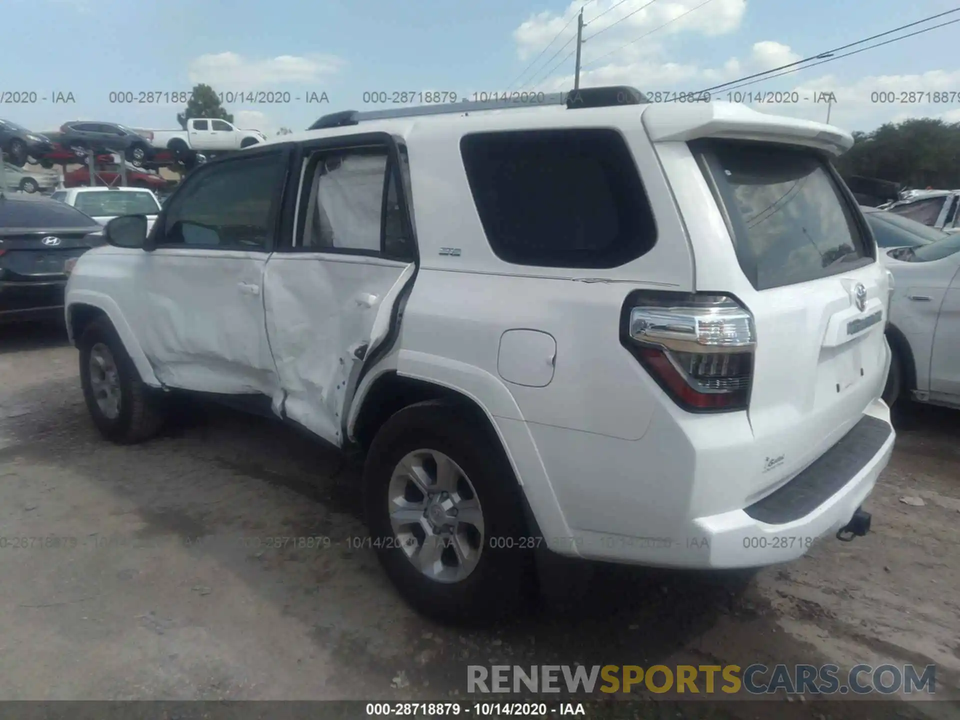 3 Photograph of a damaged car JTEZU5JR7K5198647 TOYOTA 4RUNNER 2019