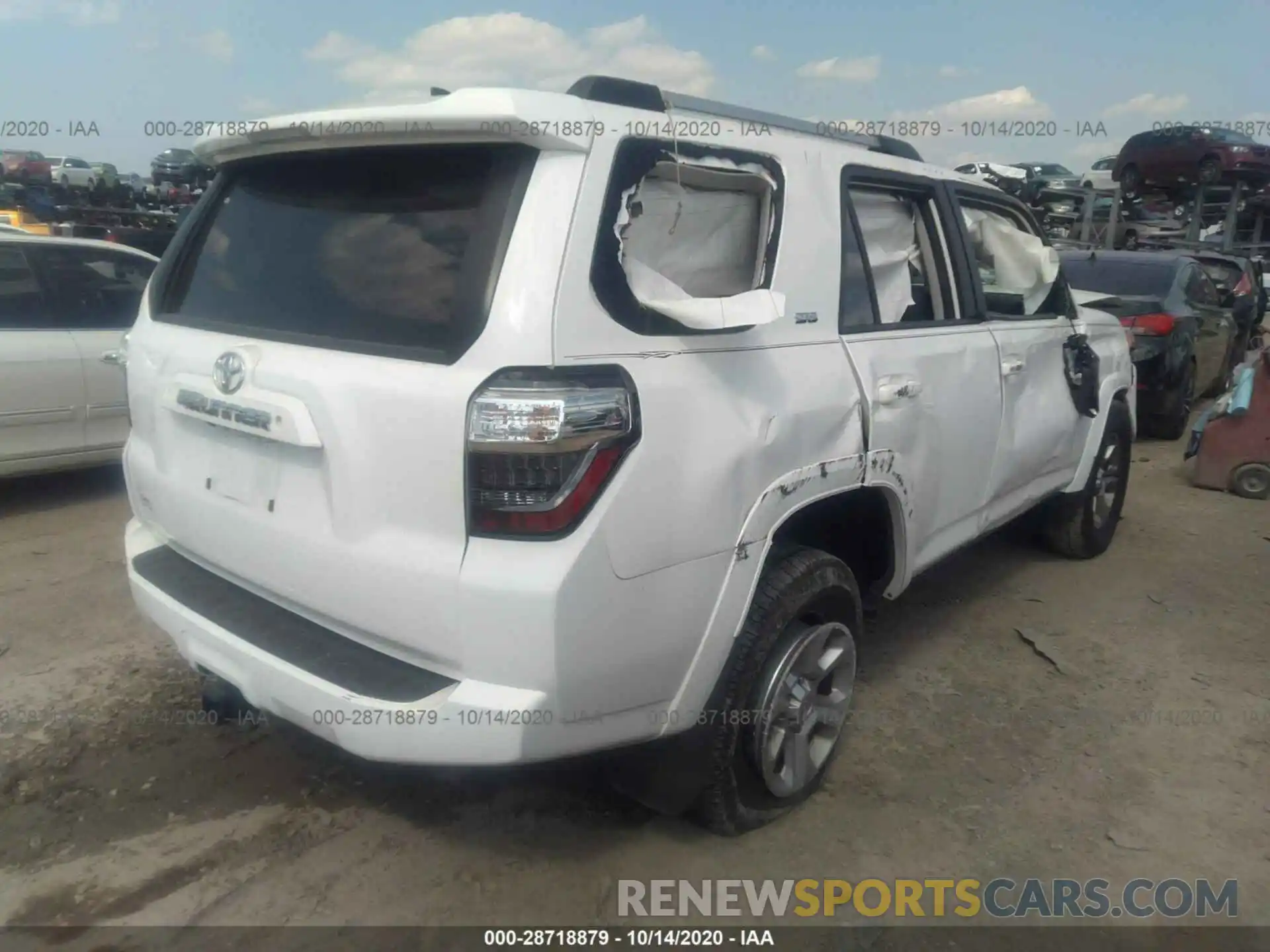 4 Photograph of a damaged car JTEZU5JR7K5198647 TOYOTA 4RUNNER 2019