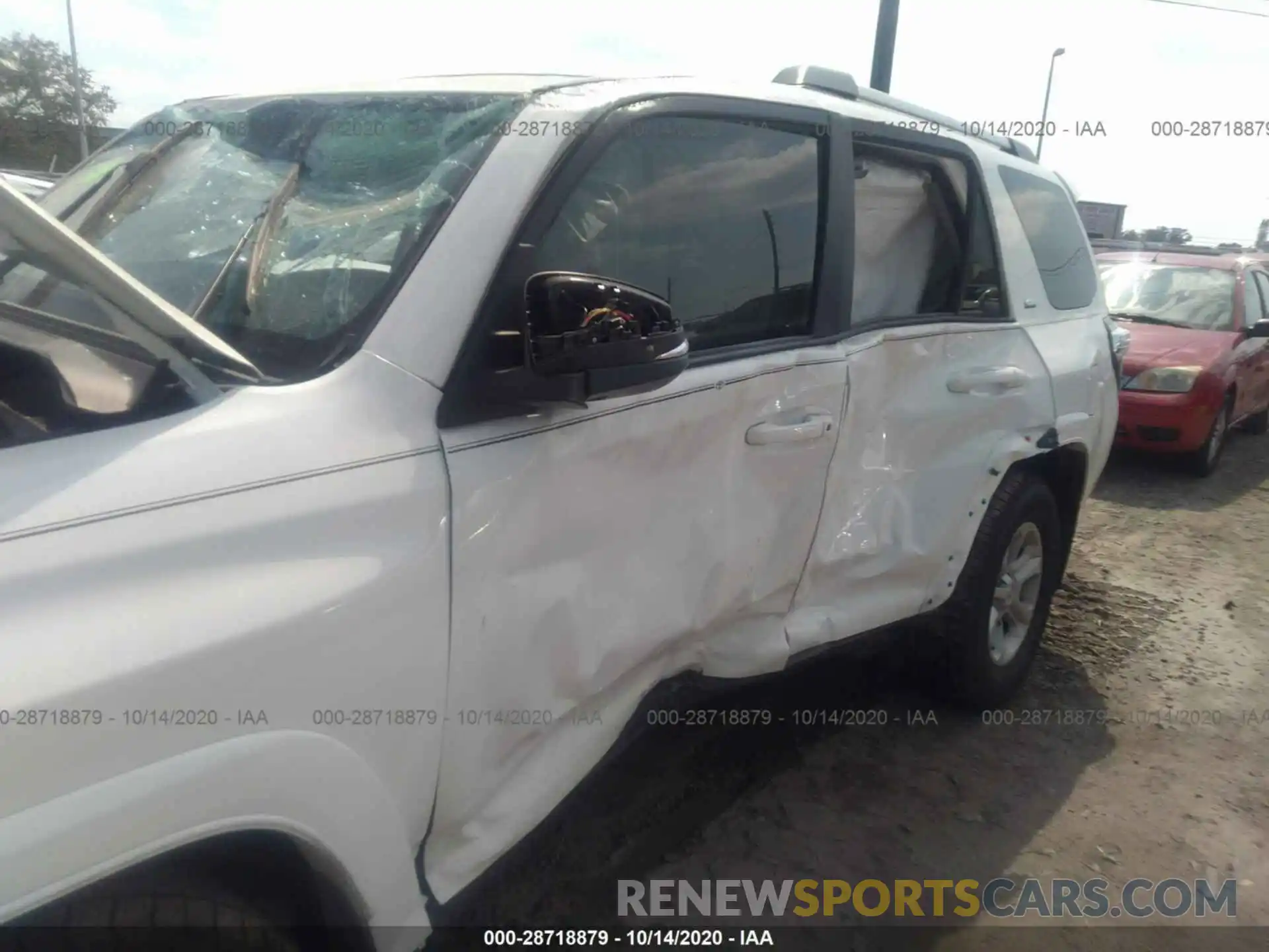 6 Photograph of a damaged car JTEZU5JR7K5198647 TOYOTA 4RUNNER 2019