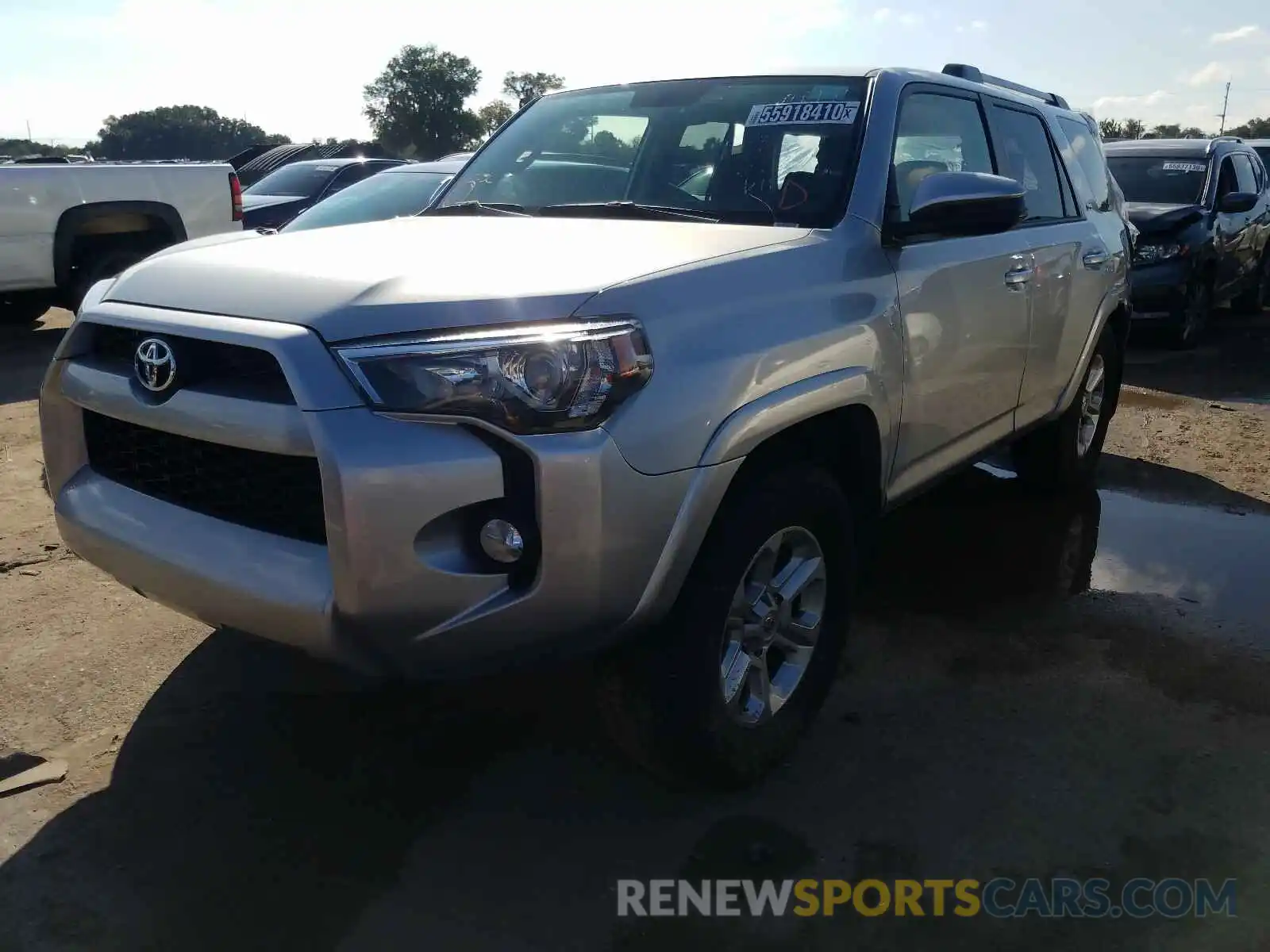 2 Photograph of a damaged car JTEZU5JR7K5201546 TOYOTA 4RUNNER 2019