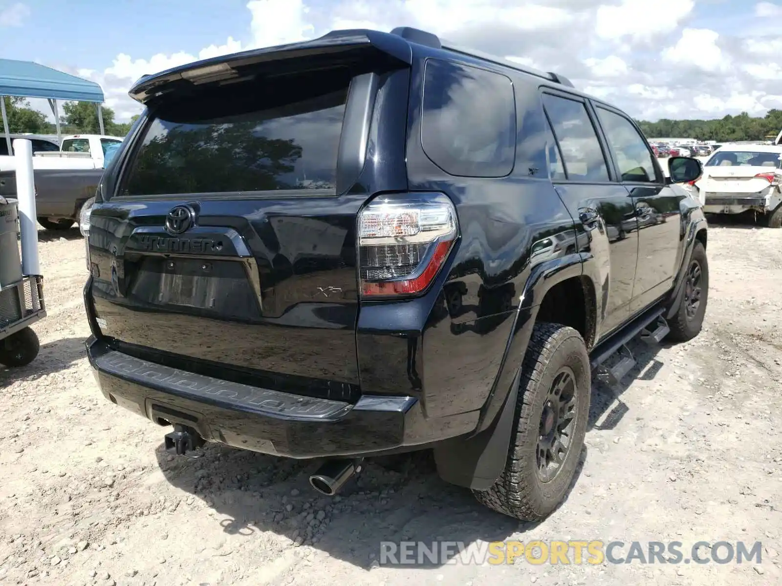 4 Photograph of a damaged car JTEZU5JR7K5203393 TOYOTA 4RUNNER 2019