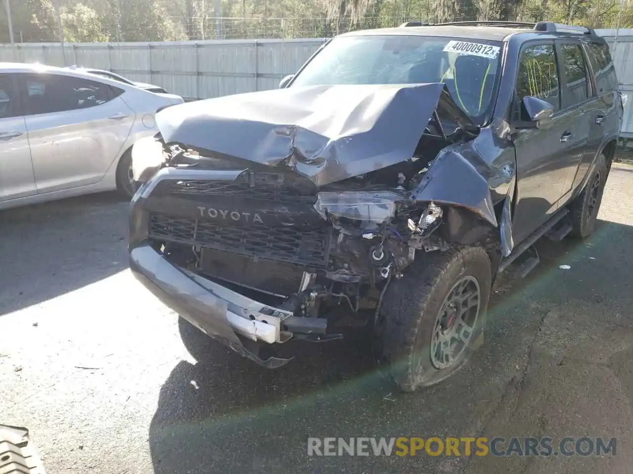 9 Photograph of a damaged car JTEZU5JR7K5204334 TOYOTA 4RUNNER 2019