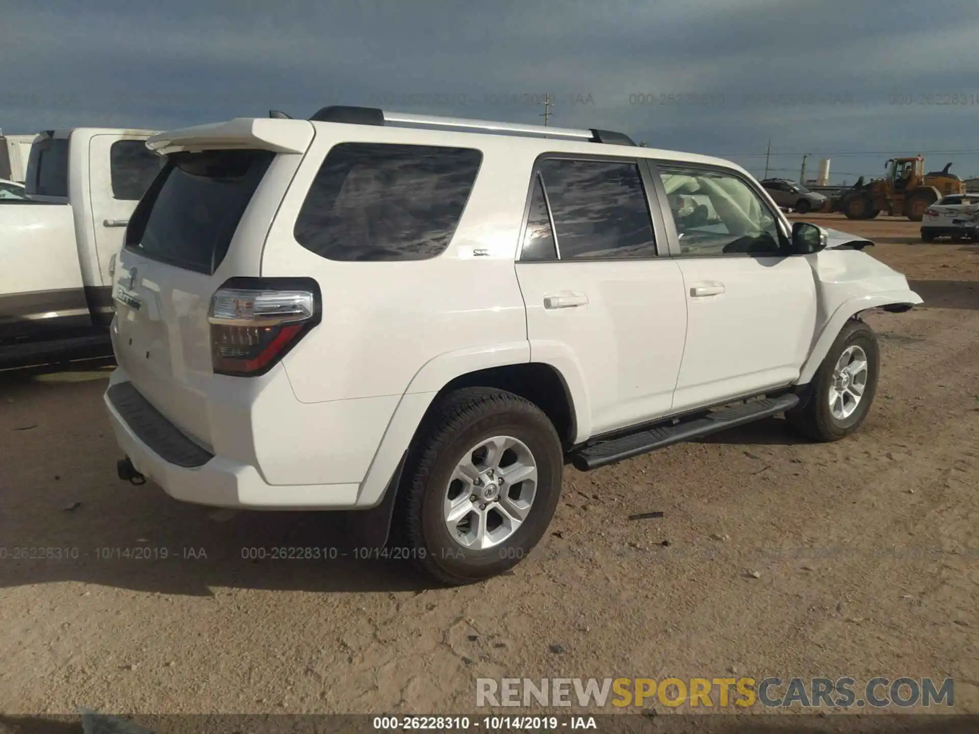 4 Photograph of a damaged car JTEZU5JR7K5205970 TOYOTA 4RUNNER 2019