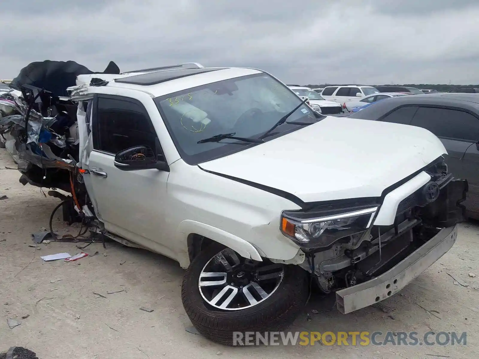 1 Photograph of a damaged car JTEZU5JR7K5206200 TOYOTA 4RUNNER 2019