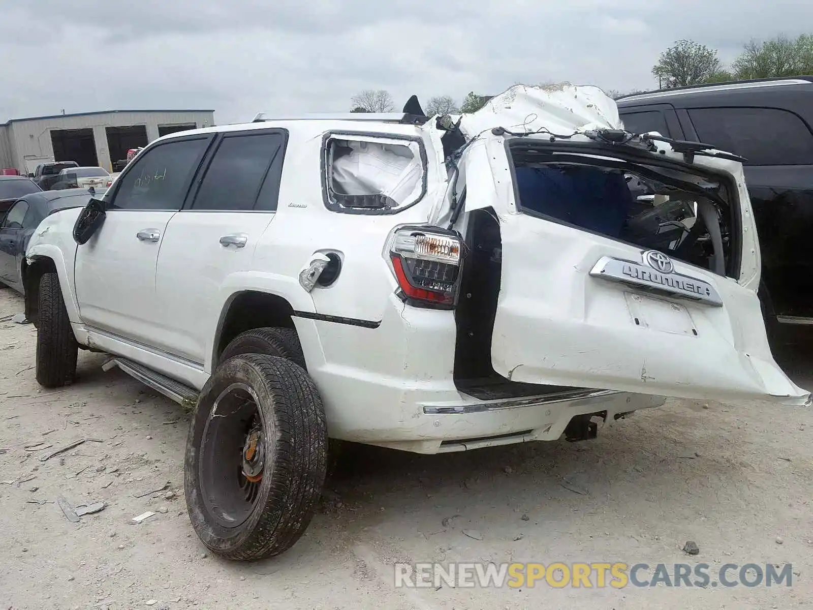 3 Фотография поврежденного автомобиля JTEZU5JR7K5206200 TOYOTA 4RUNNER 2019