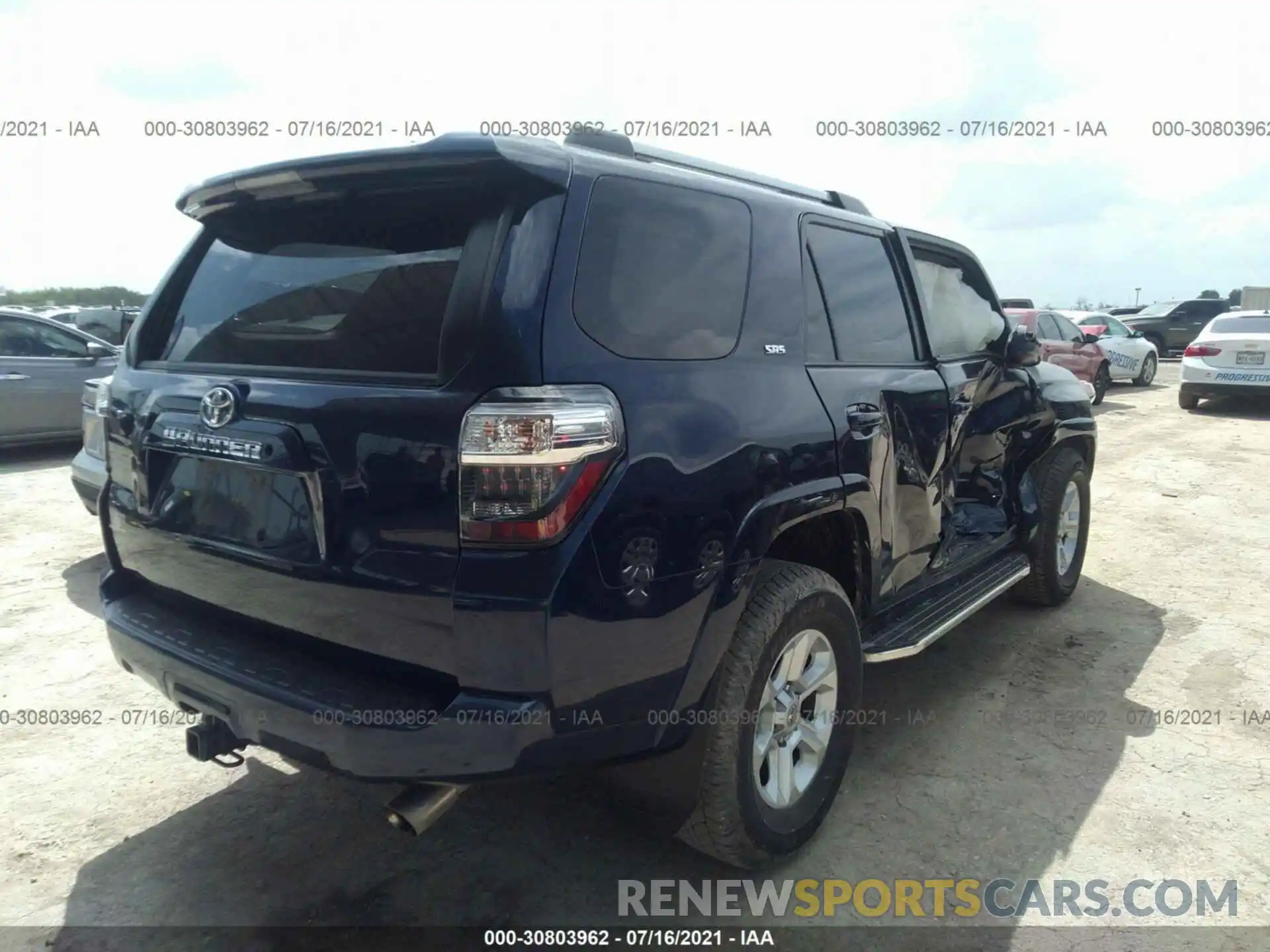 4 Photograph of a damaged car JTEZU5JR7K5206469 TOYOTA 4RUNNER 2019