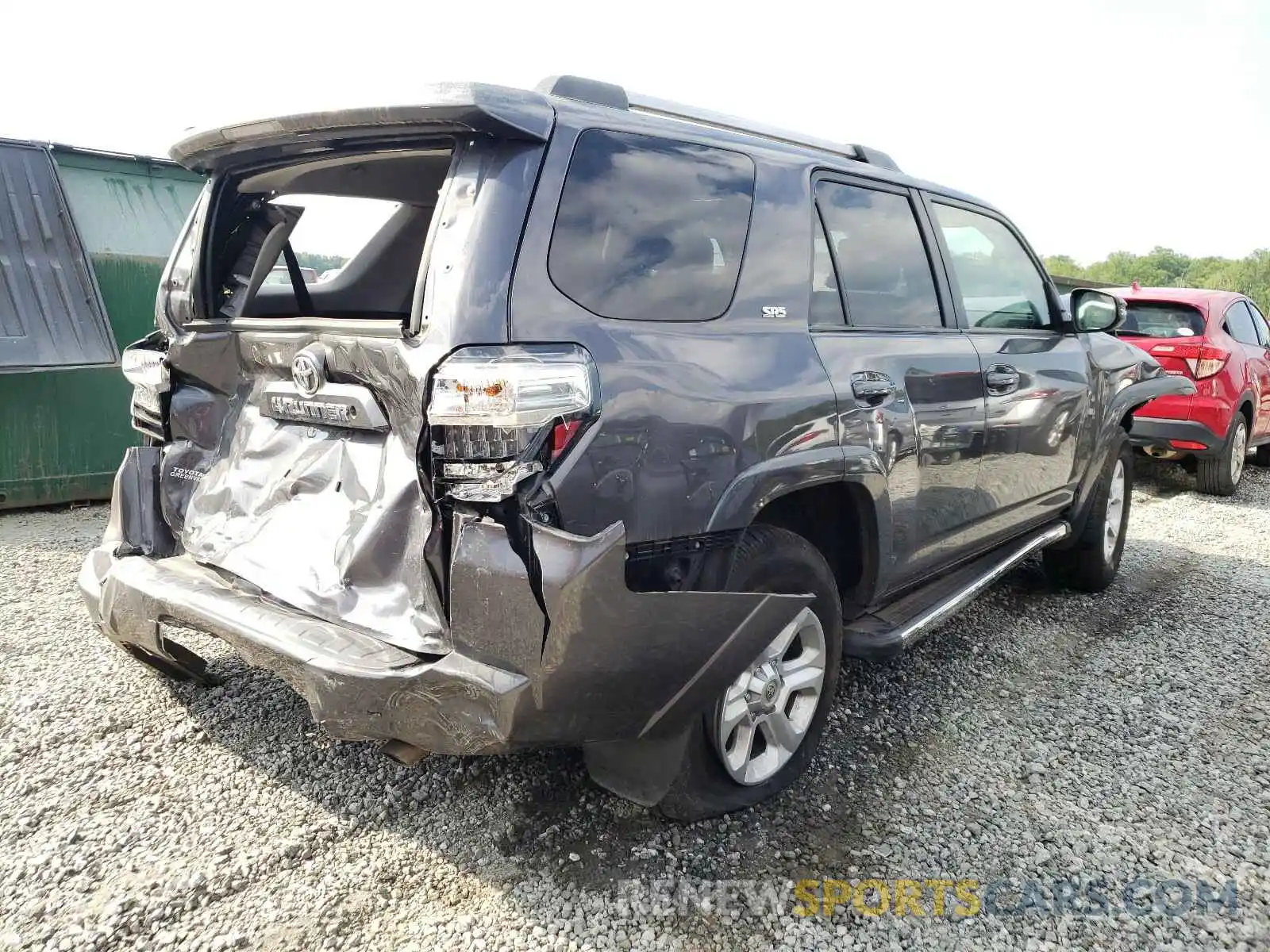 4 Photograph of a damaged car JTEZU5JR7K5207766 TOYOTA 4RUNNER 2019