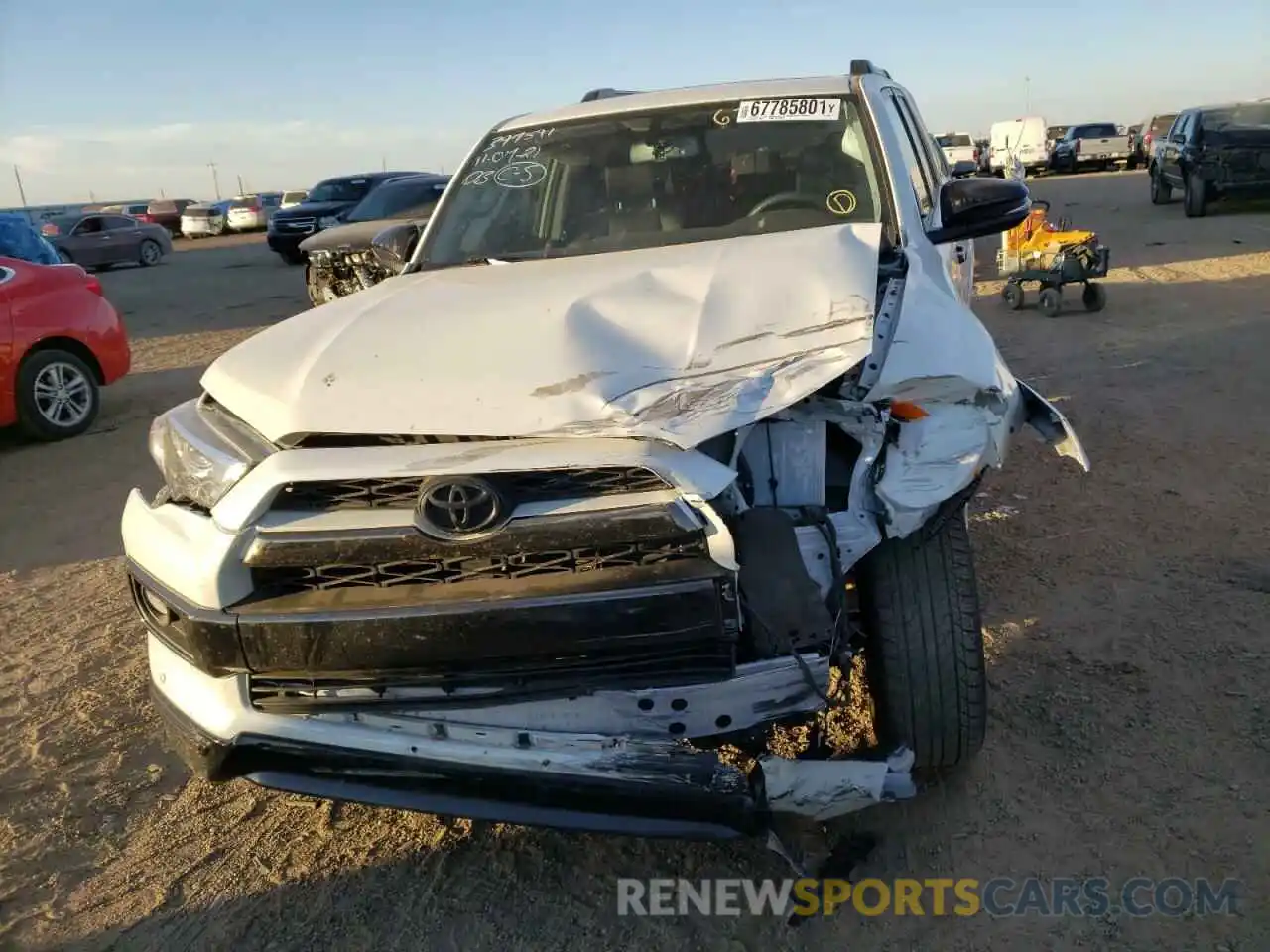 9 Photograph of a damaged car JTEZU5JR7K5208741 TOYOTA 4RUNNER 2019