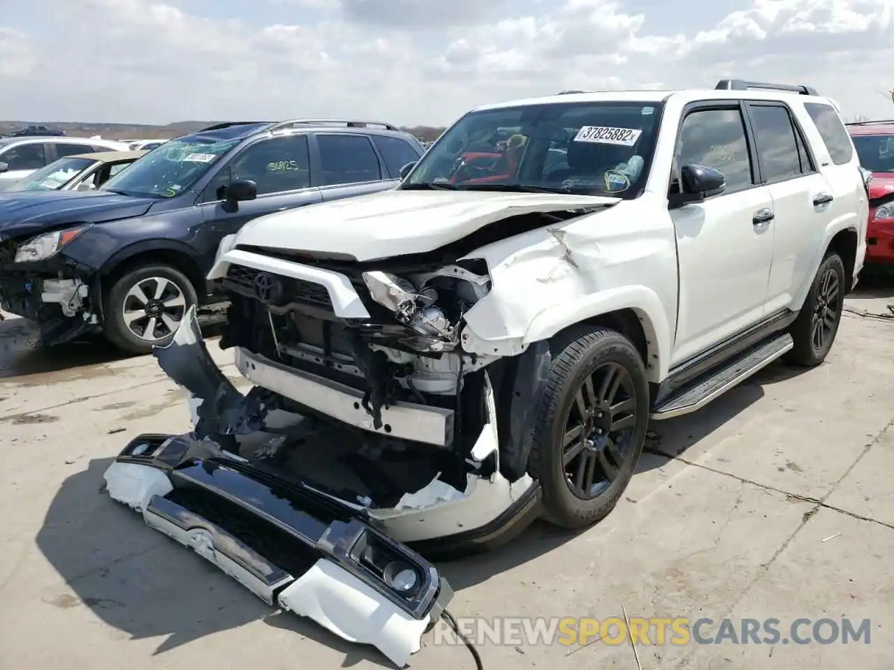 2 Фотография поврежденного автомобиля JTEZU5JR7K5209291 TOYOTA 4RUNNER 2019