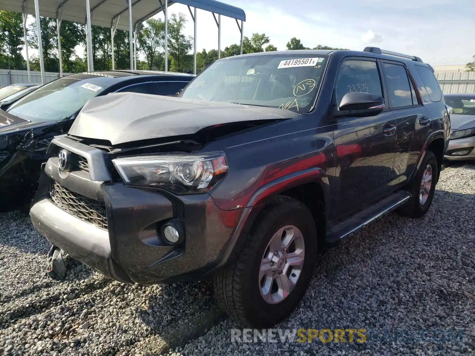 2 Photograph of a damaged car JTEZU5JR7K5209761 TOYOTA 4RUNNER 2019