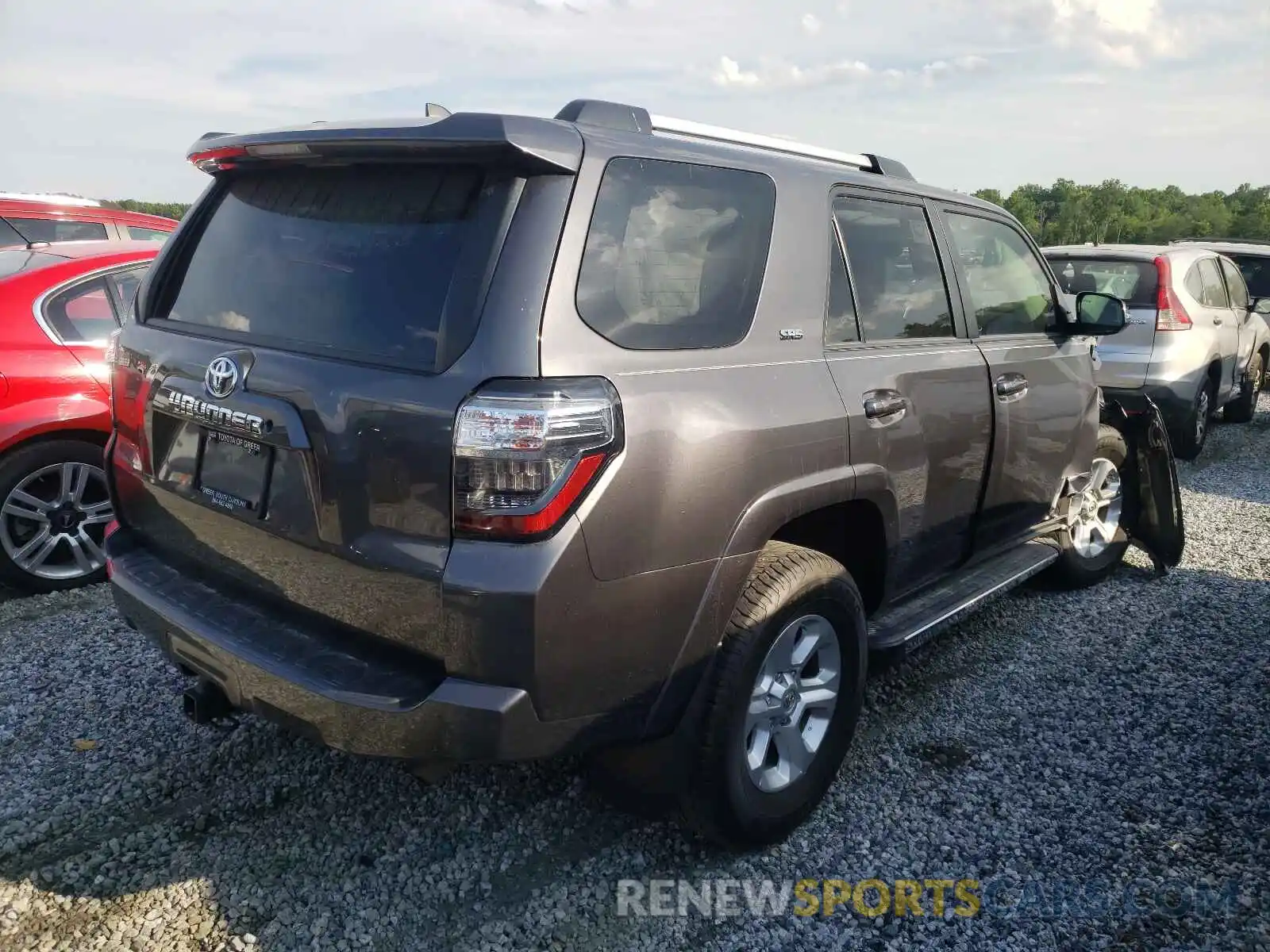 4 Photograph of a damaged car JTEZU5JR7K5209761 TOYOTA 4RUNNER 2019