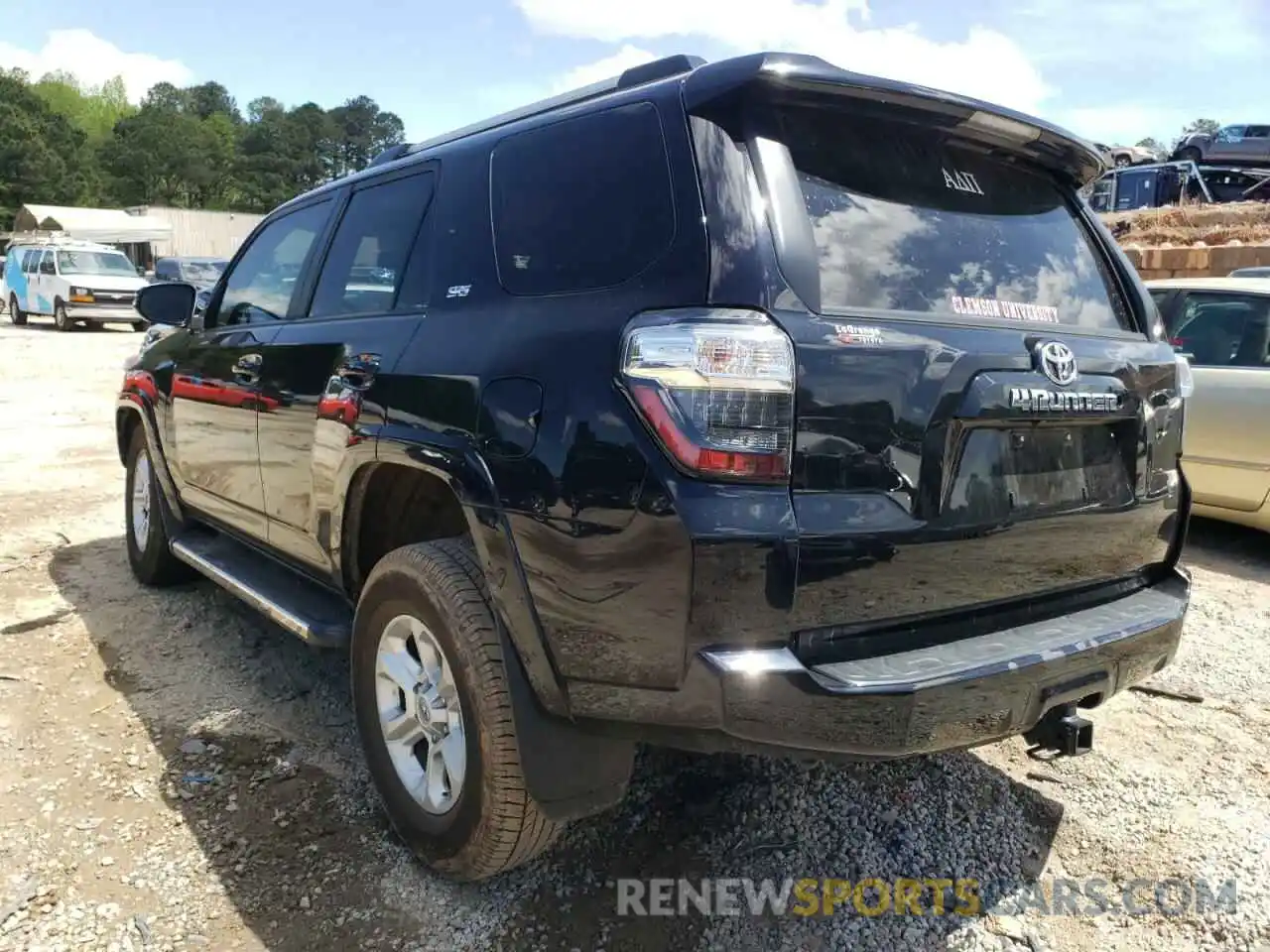 3 Photograph of a damaged car JTEZU5JR7K5213292 TOYOTA 4RUNNER 2019