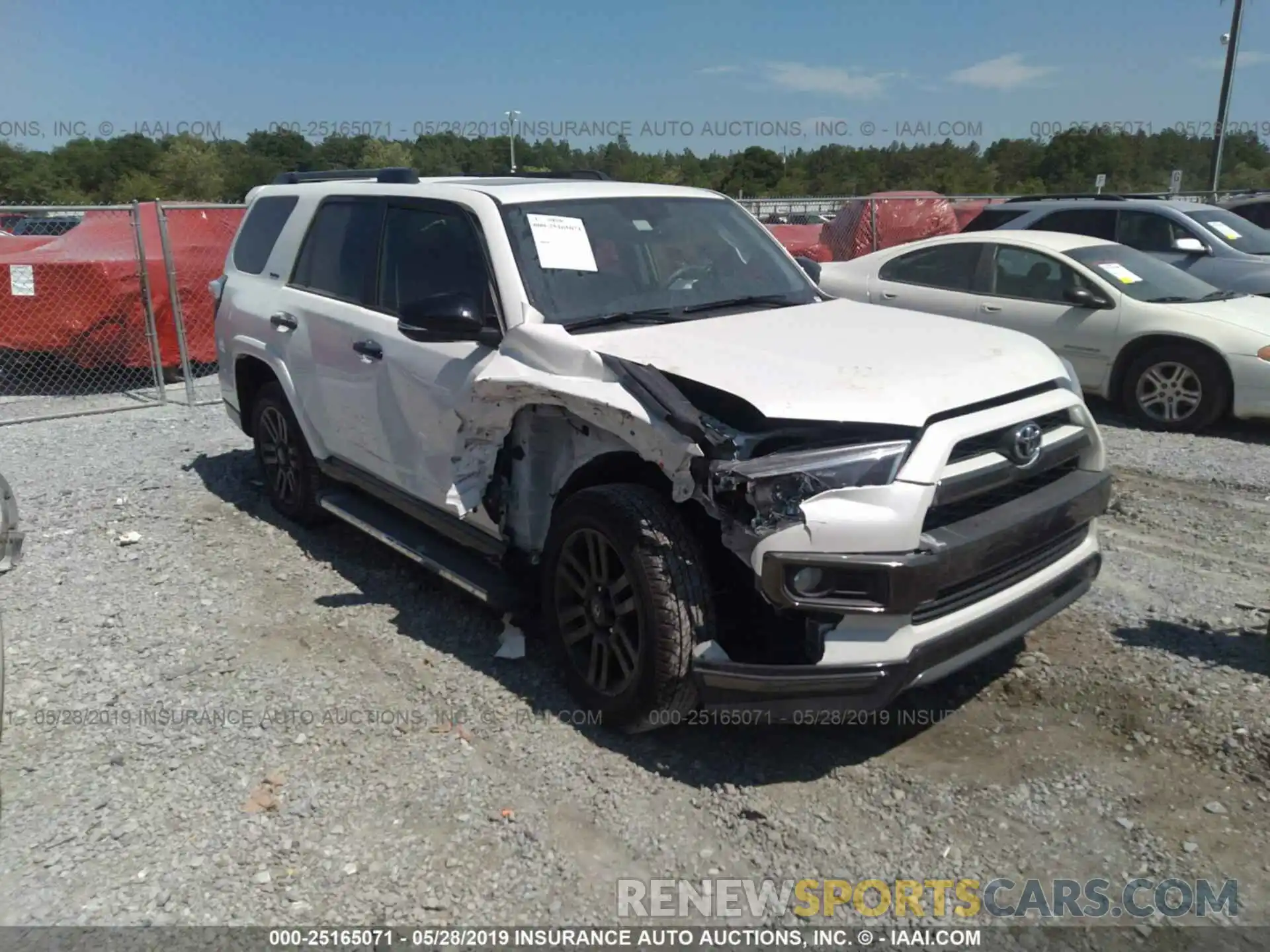 1 Photograph of a damaged car JTEZU5JR8K5191612 TOYOTA 4RUNNER 2019