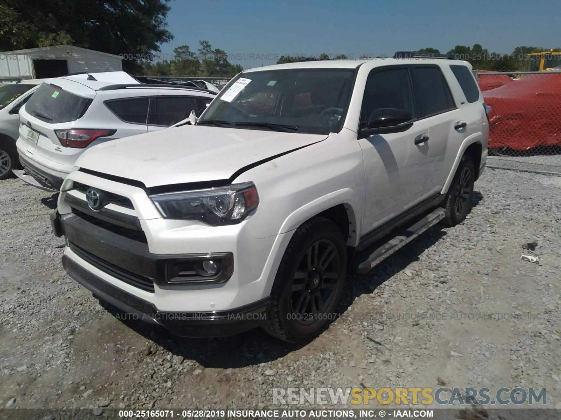 2 Photograph of a damaged car JTEZU5JR8K5191612 TOYOTA 4RUNNER 2019