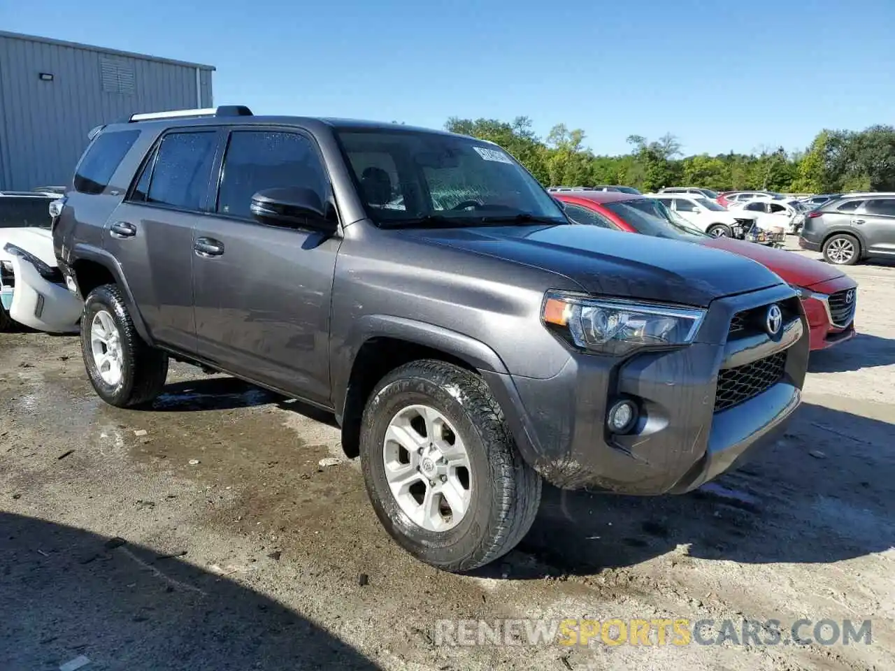 4 Photograph of a damaged car JTEZU5JR8K5194347 TOYOTA 4RUNNER 2019